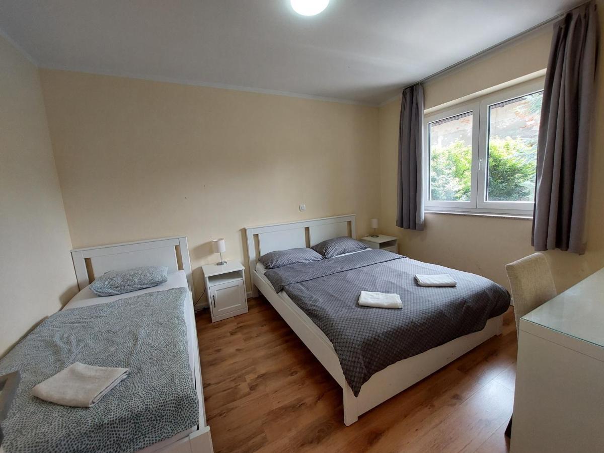 R41 - Tivoli Groundfloor Apartment Lublana Zewnętrze zdjęcie